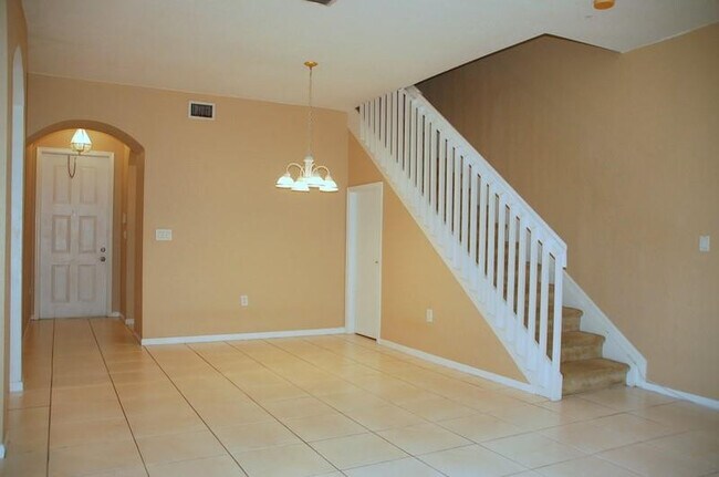 Photo - 18713 SW 26th St