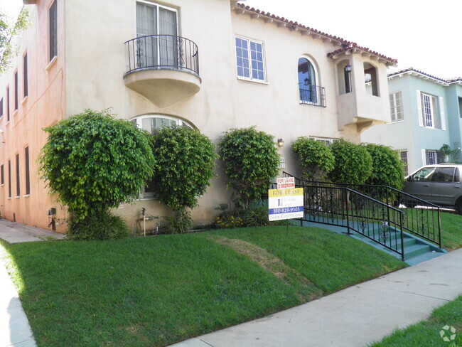 Building Photo - 920 S Orange Grove Ave Unit 920 Lower Left Rental