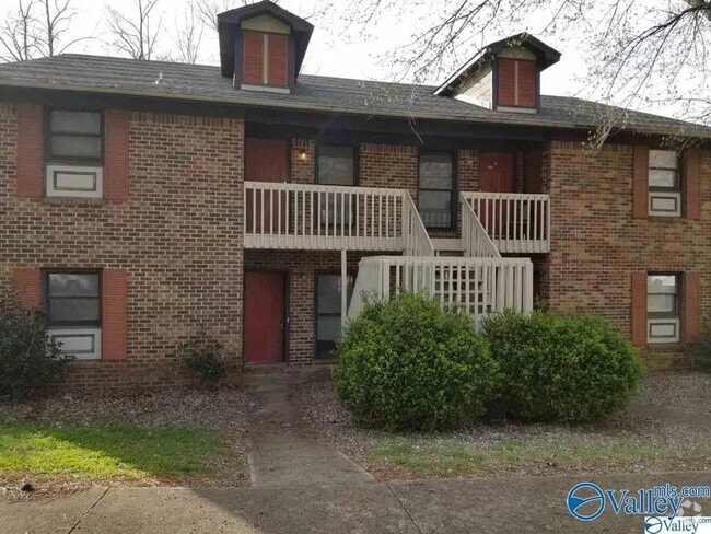 Building Photo - 1505 Halston Cir NW Unit C Rental