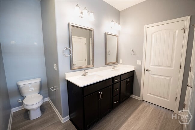 Photo - 190 Brickhill Cir