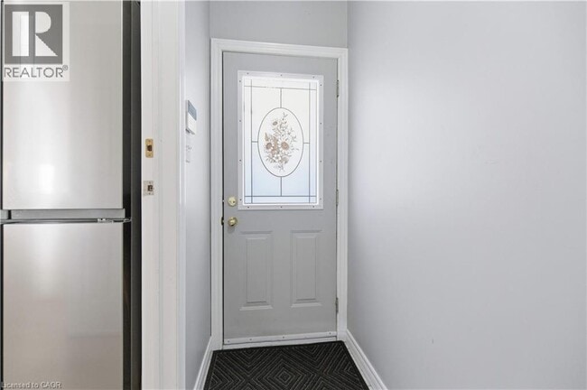 Photo - 48 Alexsia Ct