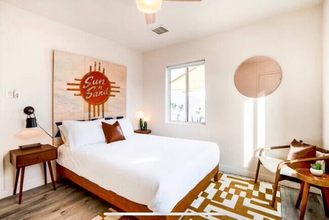 Photo - 1802 E Cypress St