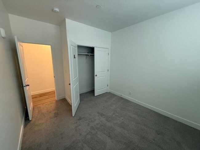 Photo - Modern 3 Bedroom Condo in Desert Color Unit 4-304