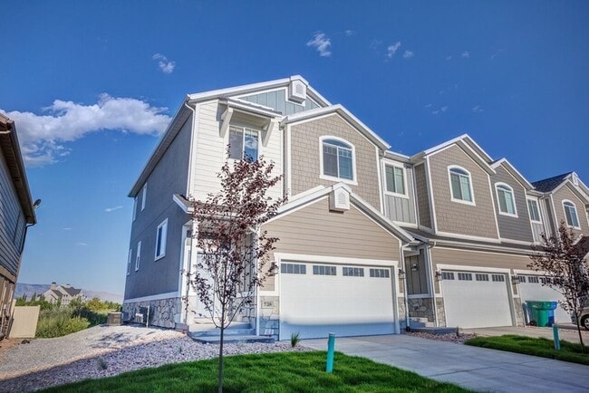 Building Photo - 693 S 1803 W