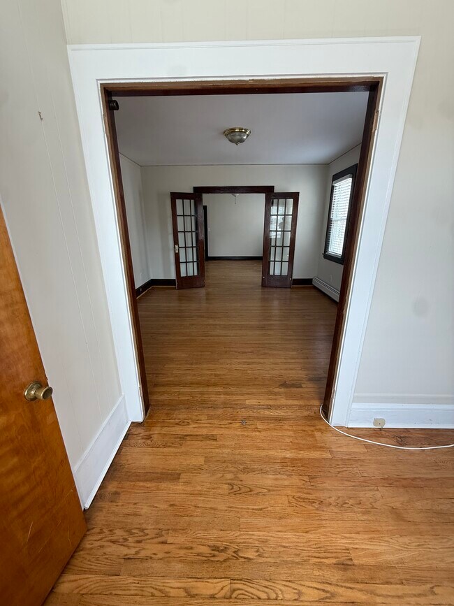 Photo - 350 Sheridan Ave