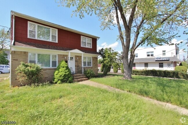 Building Photo - 516 Hamilton Blvd Rental