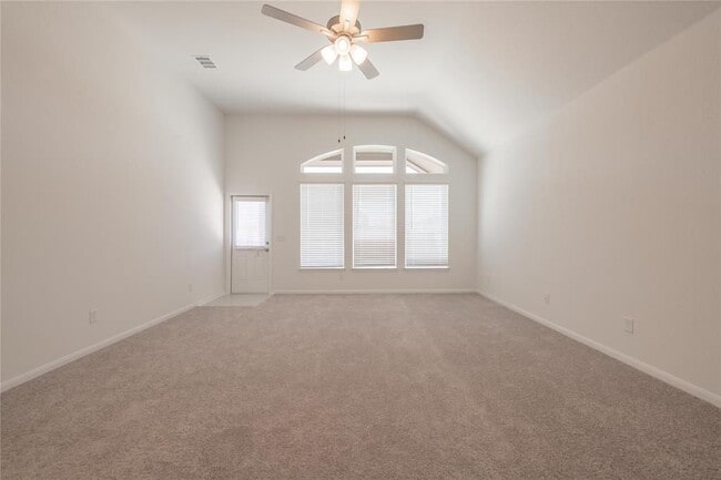 Photo - 313 Sonbria Pass