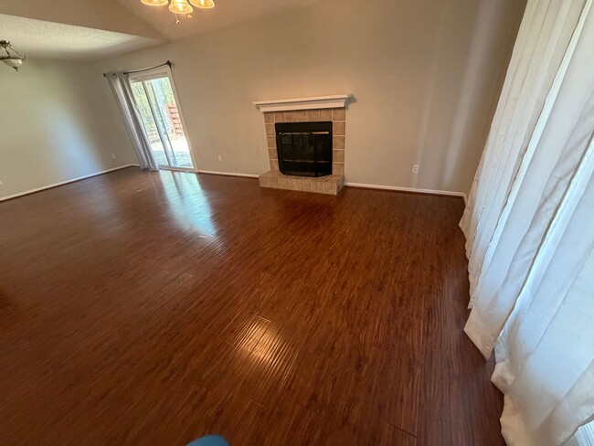 Photo - FOR RENT
