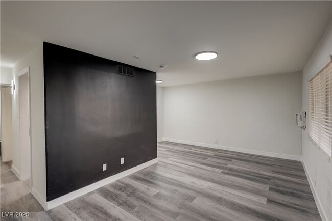 Photo - 1922 Fairfield Ave Unidad 102