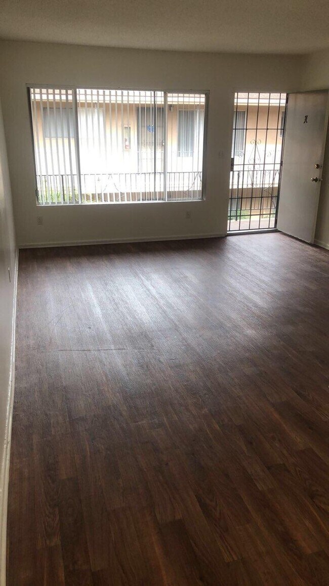 Photo - 2221 E Lenita Ln Unit 14