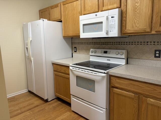 Photo - 2736 S Knightsbridge Cir