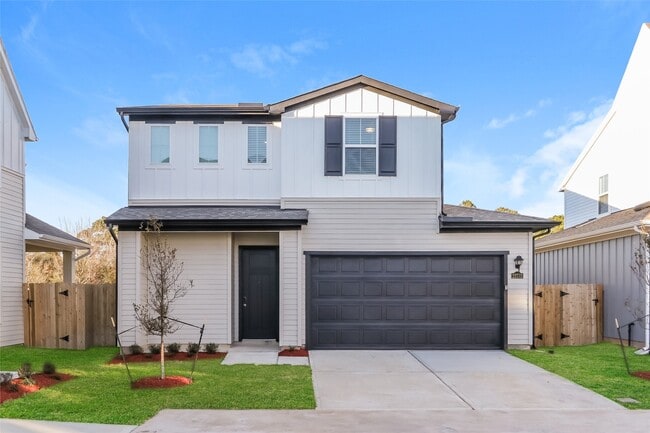 Building Photo - 22732 Terrazzo Dr