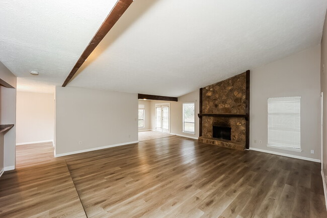 Photo - 8866 Wellston Ct