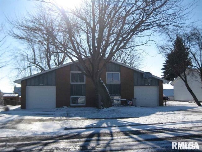 Building Photo - 1928 Brentwood Dr Rental