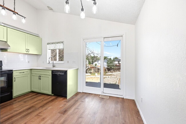 Photo - $1,645.95, 2 bed, 1 bath located in Colorado Springs with a large fenced backyard.