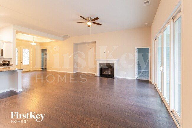 Photo - 631 Woolum Dr