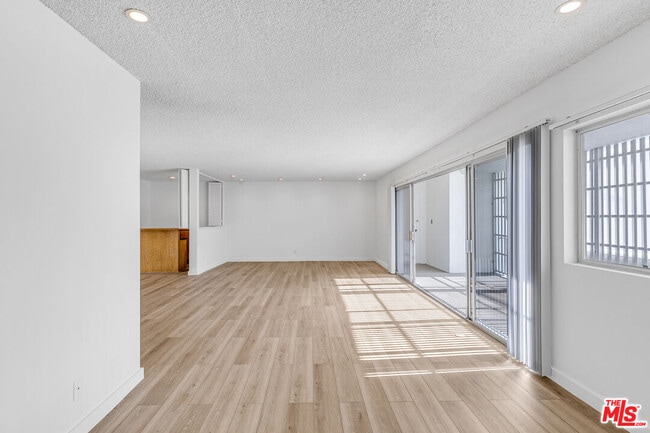 Photo - 825 S Gretna Green Way Unit T