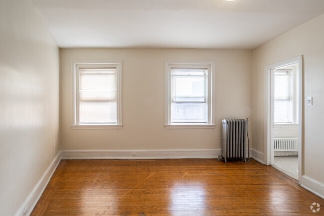 Efficiency, 1BA - Living Area