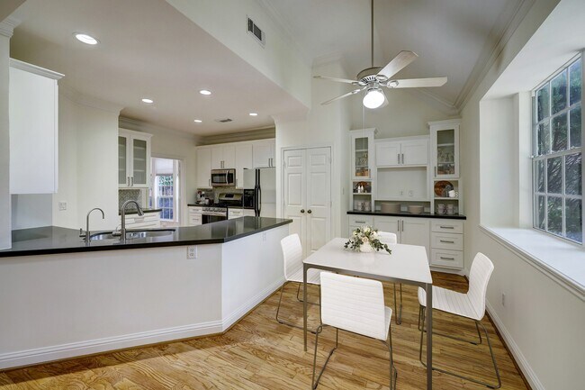 3608 Timberside Cir Dr