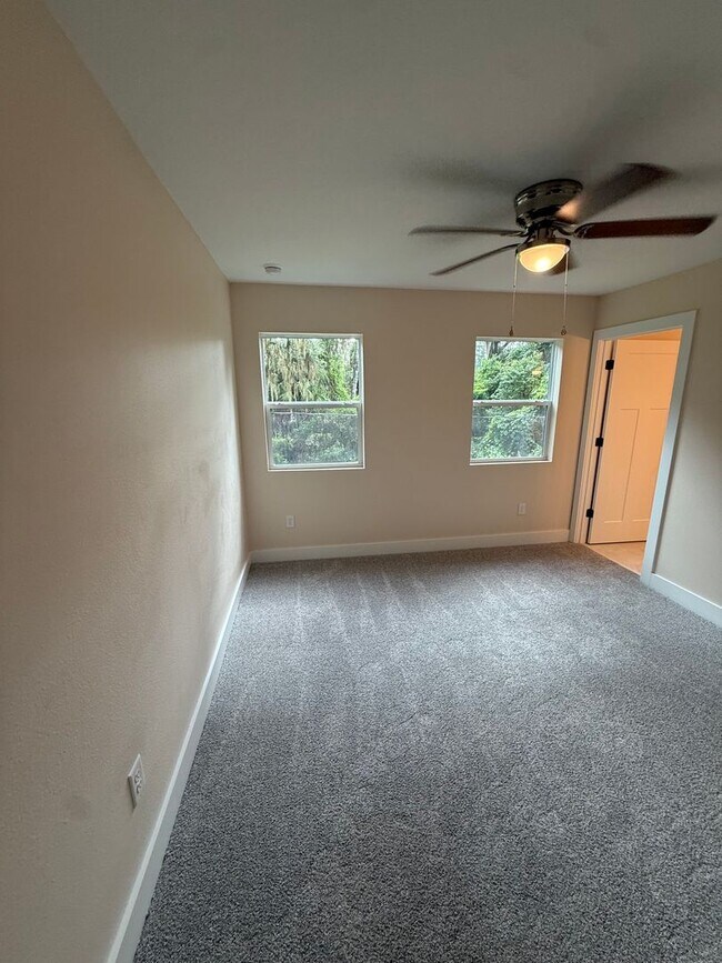 4405 NW 31st Ave