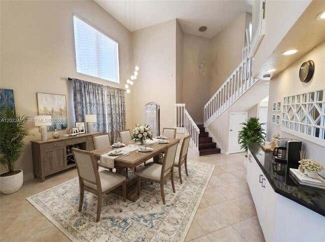 Photo - 16447 Sapphire Pl