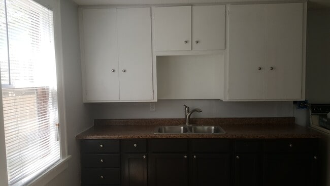 Photo - 621 5th Ave SE
