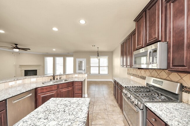 Photo - 19126 Gaslamp Point Ct