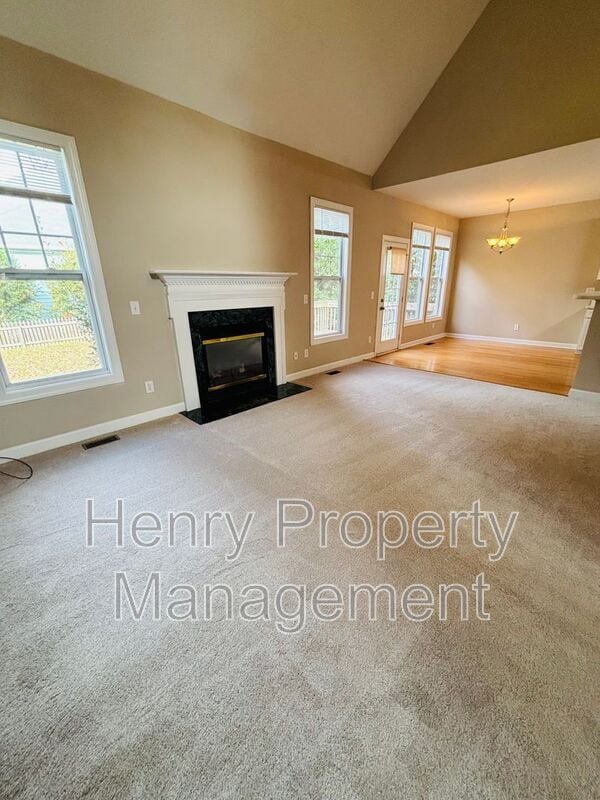 Photo - 404 Acorn Falls Ct