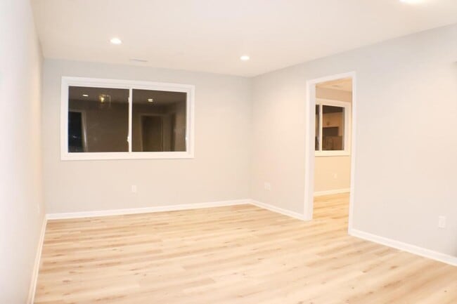 Photo - 12 Rockridge Ct