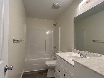 Photo - 2301 Lakeland Dr Unit Lakeland