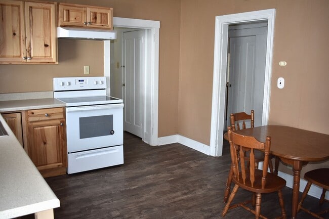 Photo - 37.5 S6 Unit 37.5 ADV