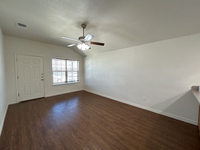 Photo - 5706 Lariat Ct