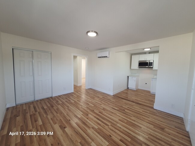 515 W 104th St Unidad 513