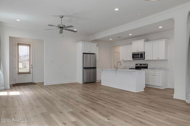 Photo - 211 Alpine Dr