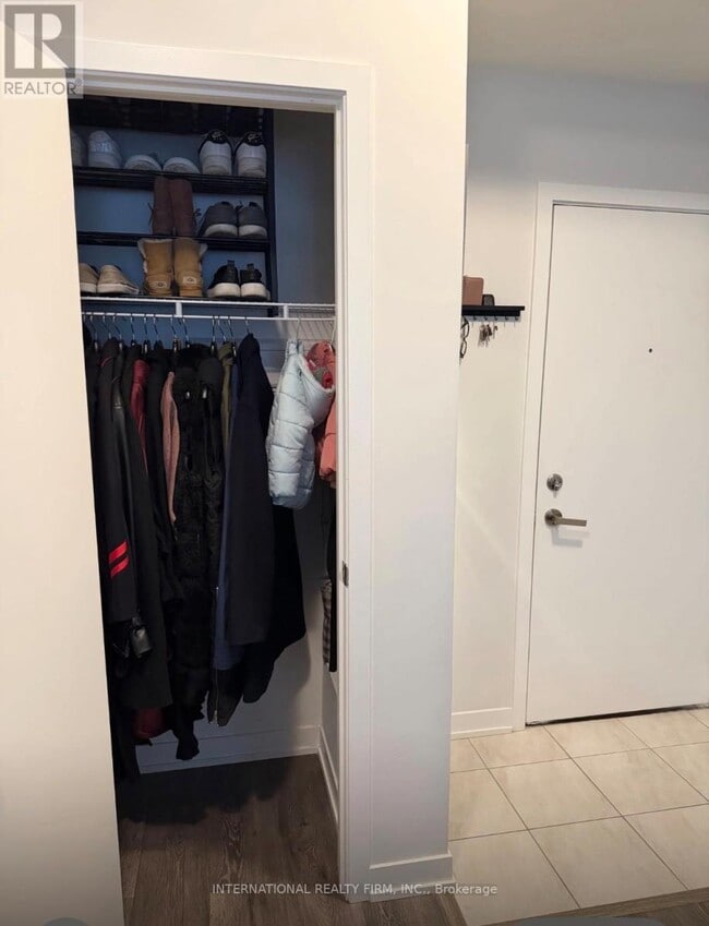 Photo - 3405 Ridgeway Dr