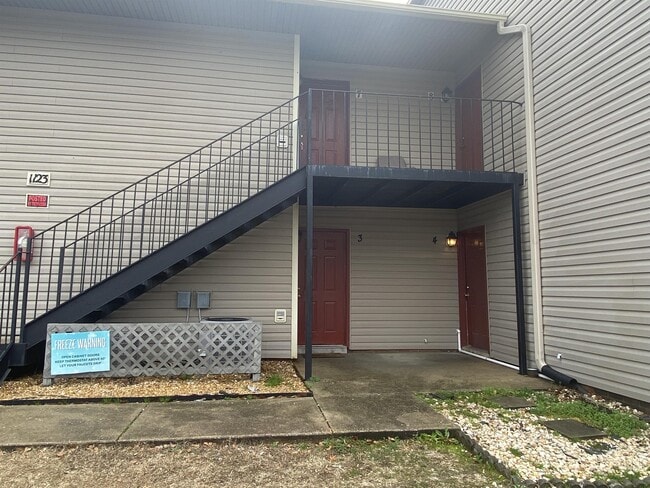 Photo - 1123 Southwood Dr House
