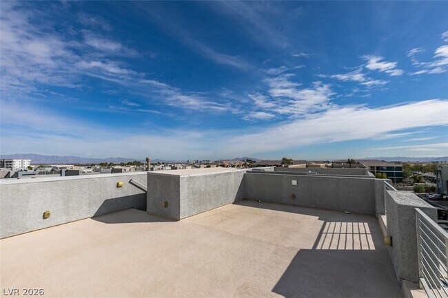 Photo - 8048 Haywood Estate Ave