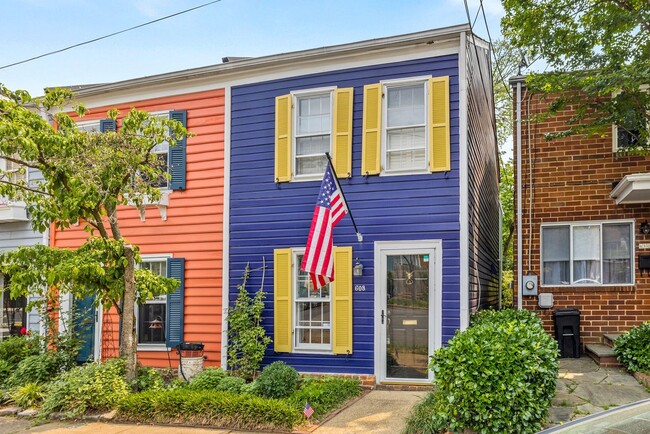 A Charming home in the heart of Old Town! - A Charming home in the heart of Old Town!