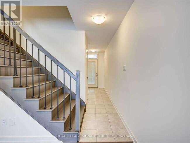 Photo - 212 Huguenot Rd