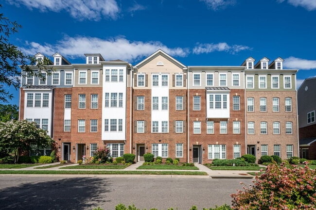 Photo - Spacious 3 Bedroom Condo with 1-Car Garage in Henrico – Available August 1st – $2,695/mo Unit B