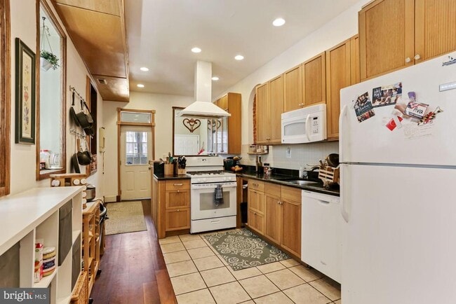 Photo - 1116 Monroe St NW