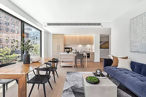 Photo - 500 W 45th St Unit 227