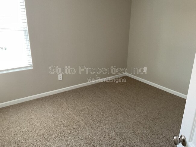 Photo - 320 Skykomish Rd