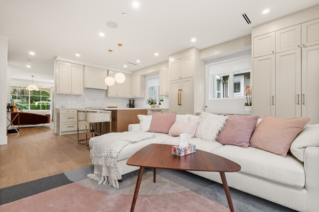 Photo - 1761 W 16th Ave Unité SI ID1510238P