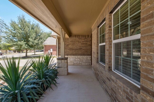 Photo - 180 Mystic Hollow