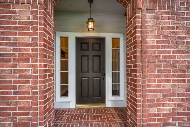 Photo - 5802 Sawyer Bend Ln