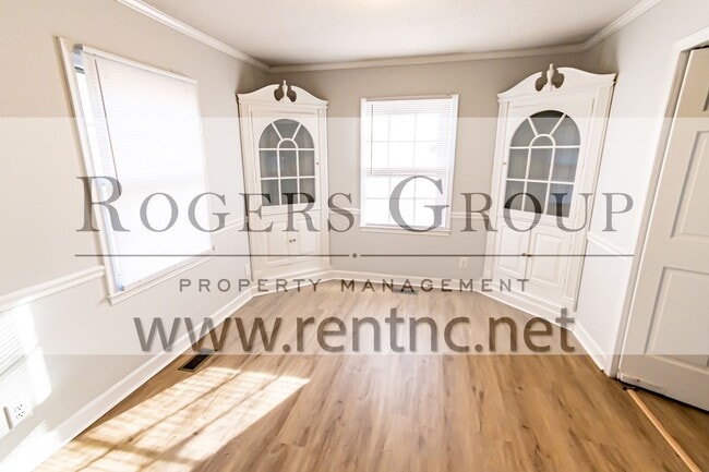 Photo - 1211 Anne St