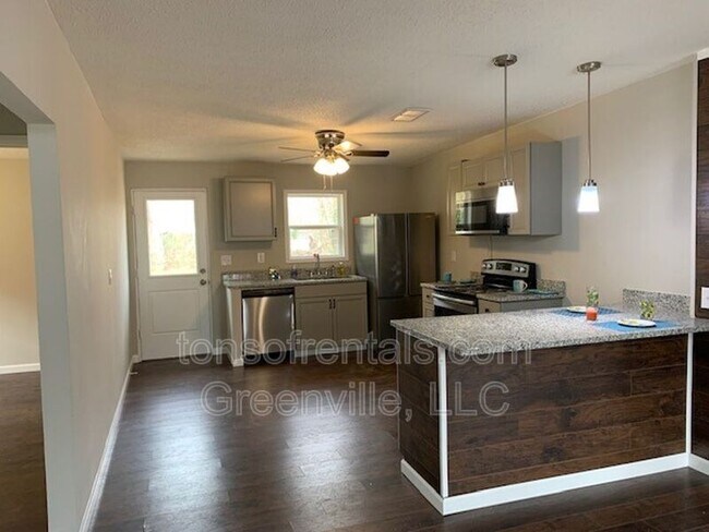 Photo - 39 N Haven Dr