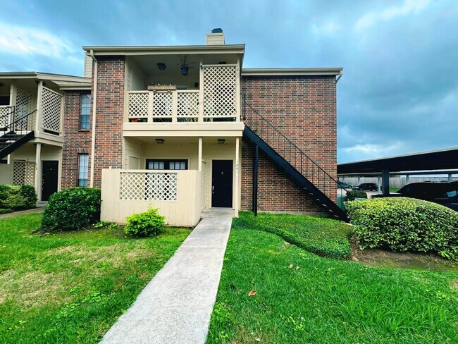 Building Photo - 2121 El Paseo St Unit 1801