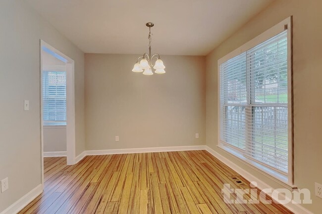 180 Coghill Dr